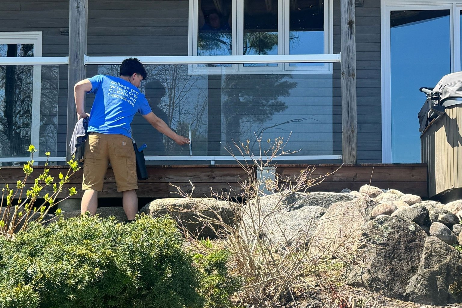 Window Cleaning Service Orillia - Orillia Window Cleaning